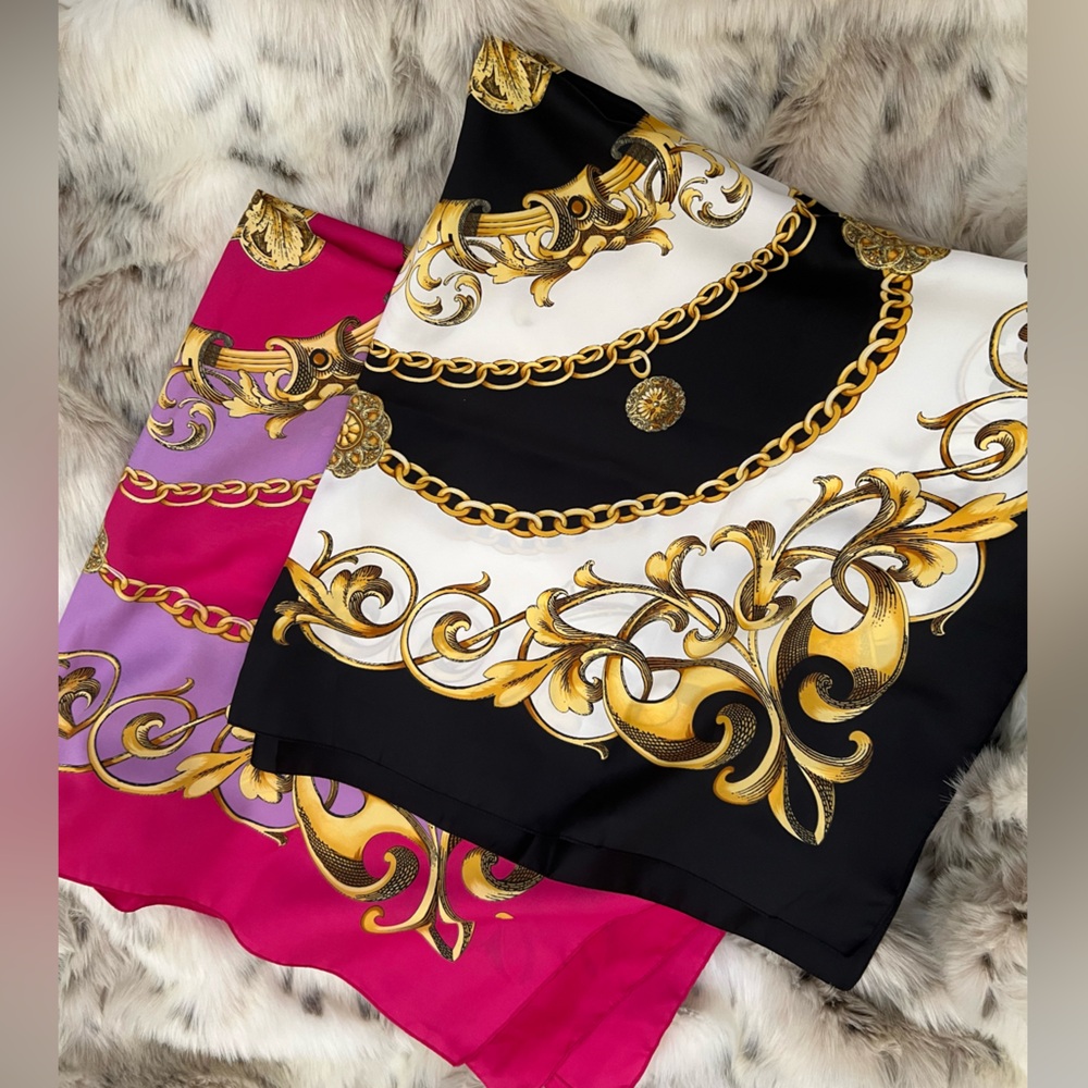 2 vintage scarfs